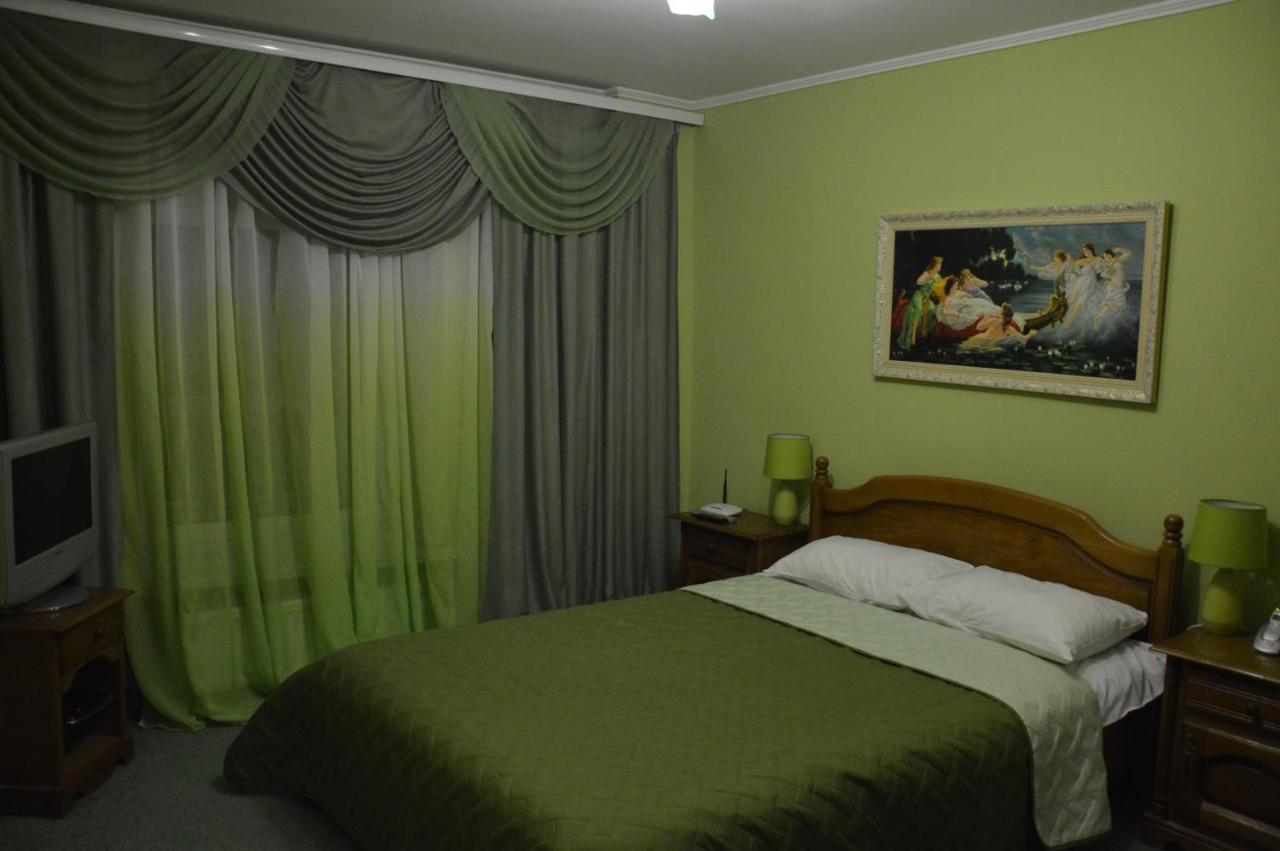 Knaus Apartments 체르니우치 외부 사진